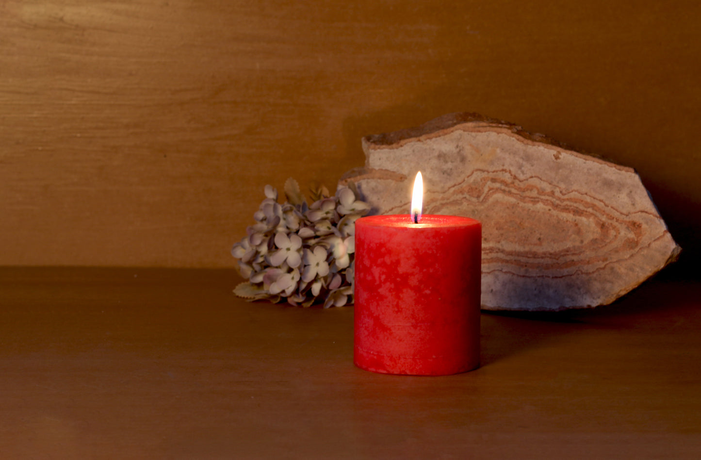 Vela de Abundancia en Amor y Relaciones